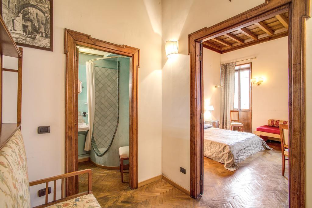La Casa Del Capitano Hotel โรม ภายนอก รูปภาพ