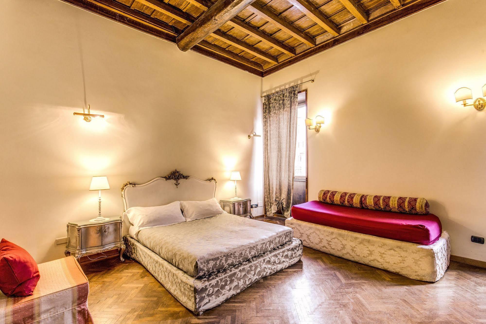 La Casa Del Capitano Hotel โรม ภายนอก รูปภาพ