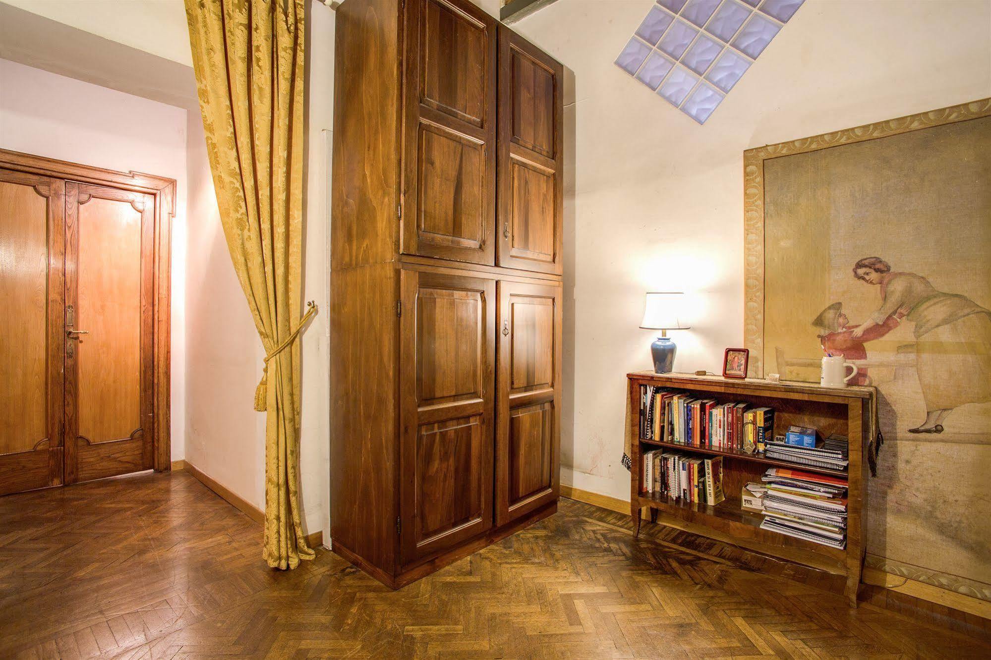 La Casa Del Capitano Hotel โรม ภายนอก รูปภาพ